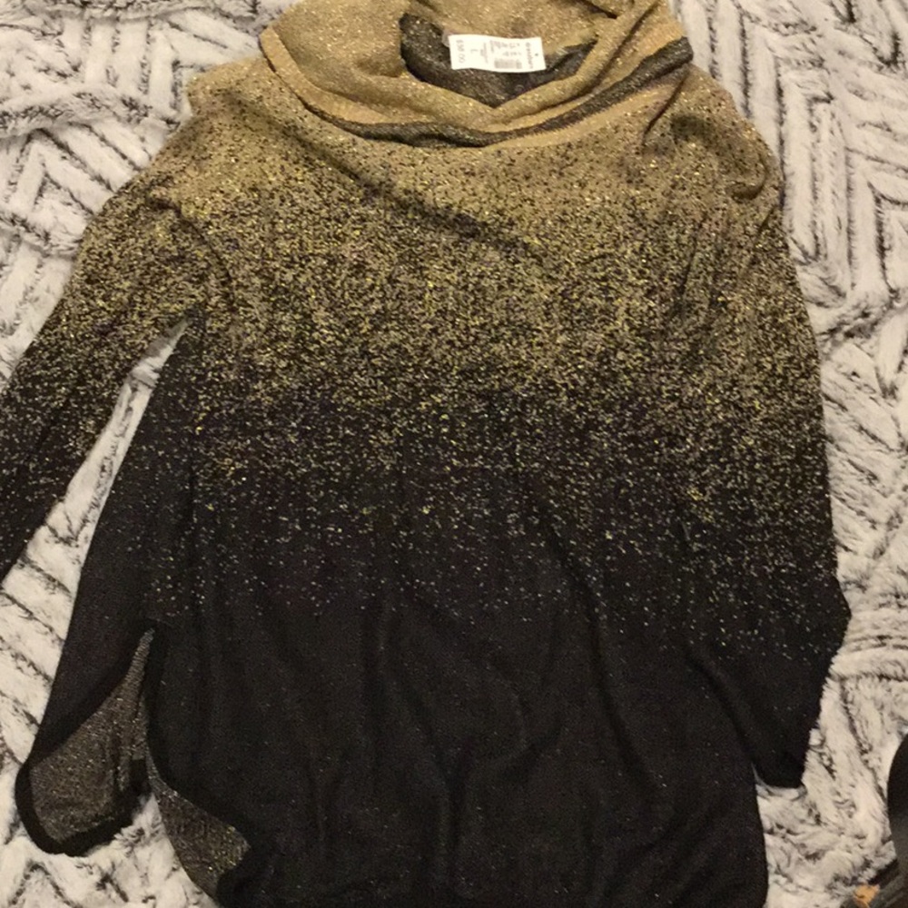 Sweater - Picture 3 of 4